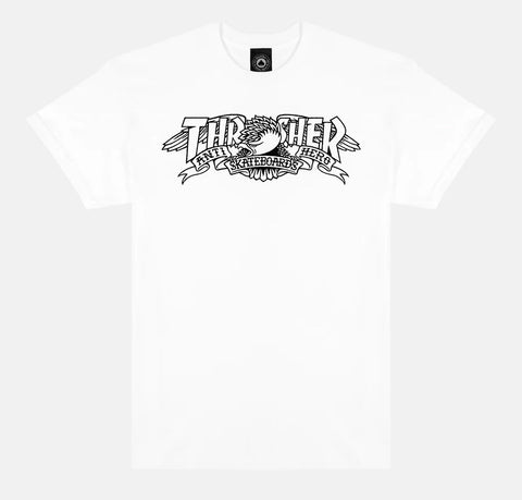 THRASHER X ANTI-HERO MAG BANNER WHITE SS TSHIRT